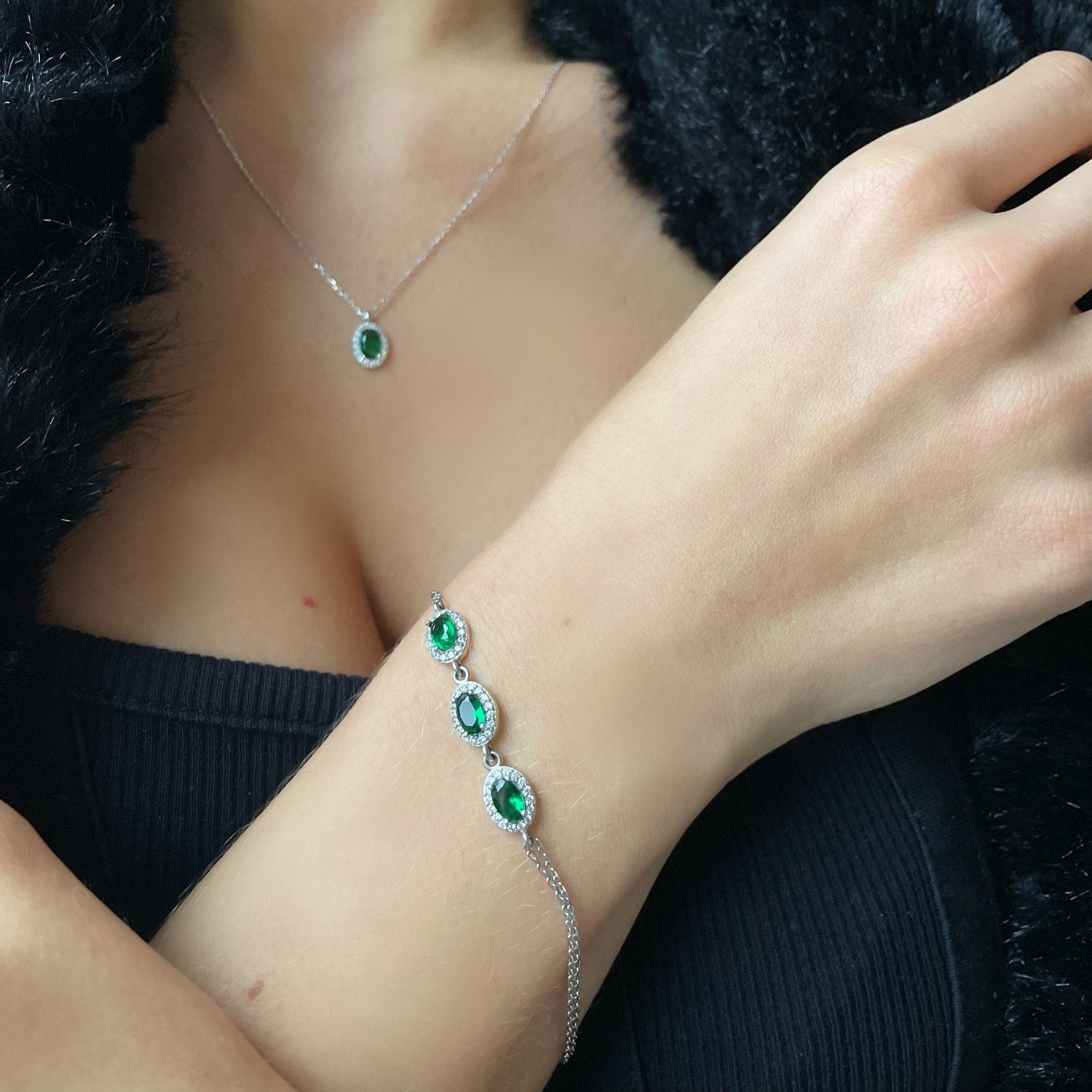 Dainty Emerald Bracelet With Zirconia Frame - Sterling Silver