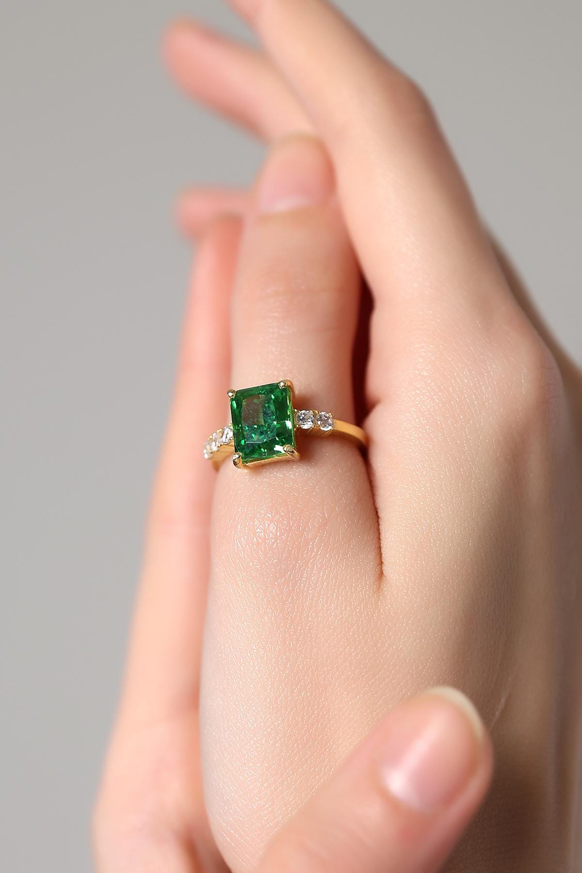 Princess Cut Emerald Ring - Sterling Silver