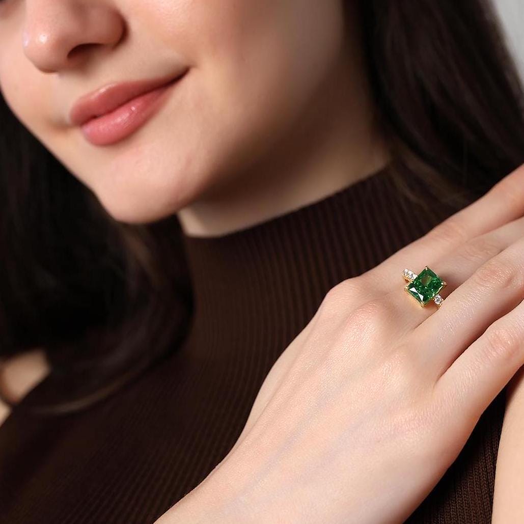 Princess Cut Emerald Ring - Sterling Silver
