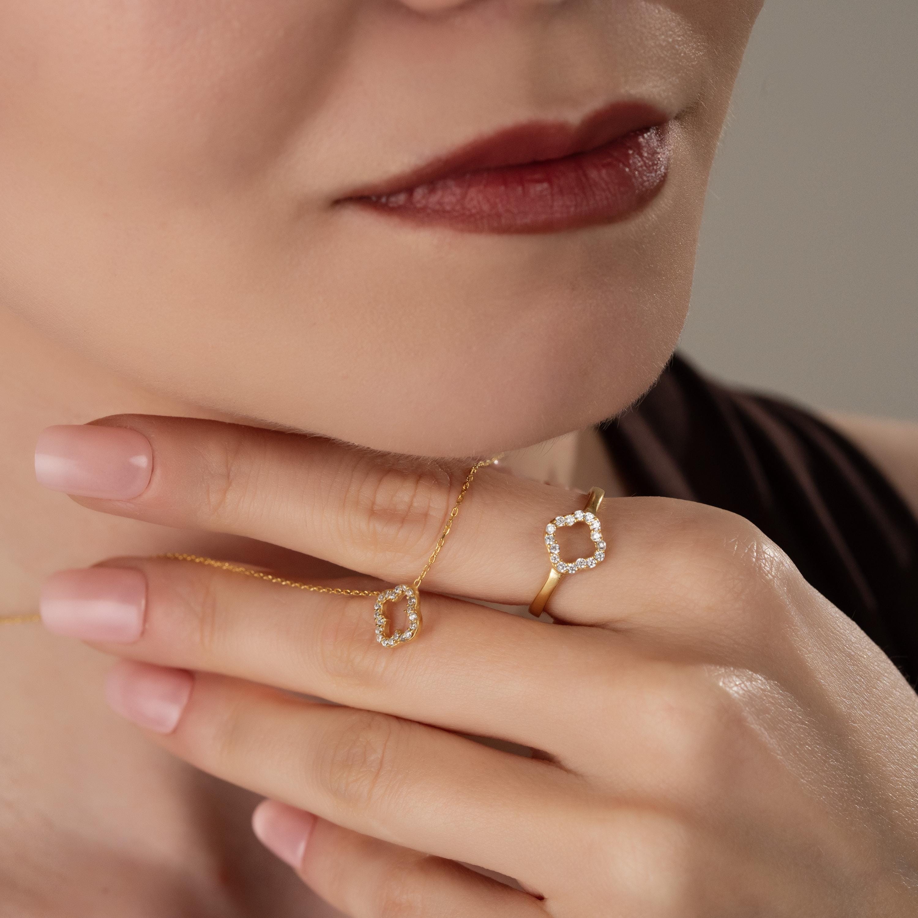 Elegant Four Leaf Clover Jewelry Set - Sterling Silver