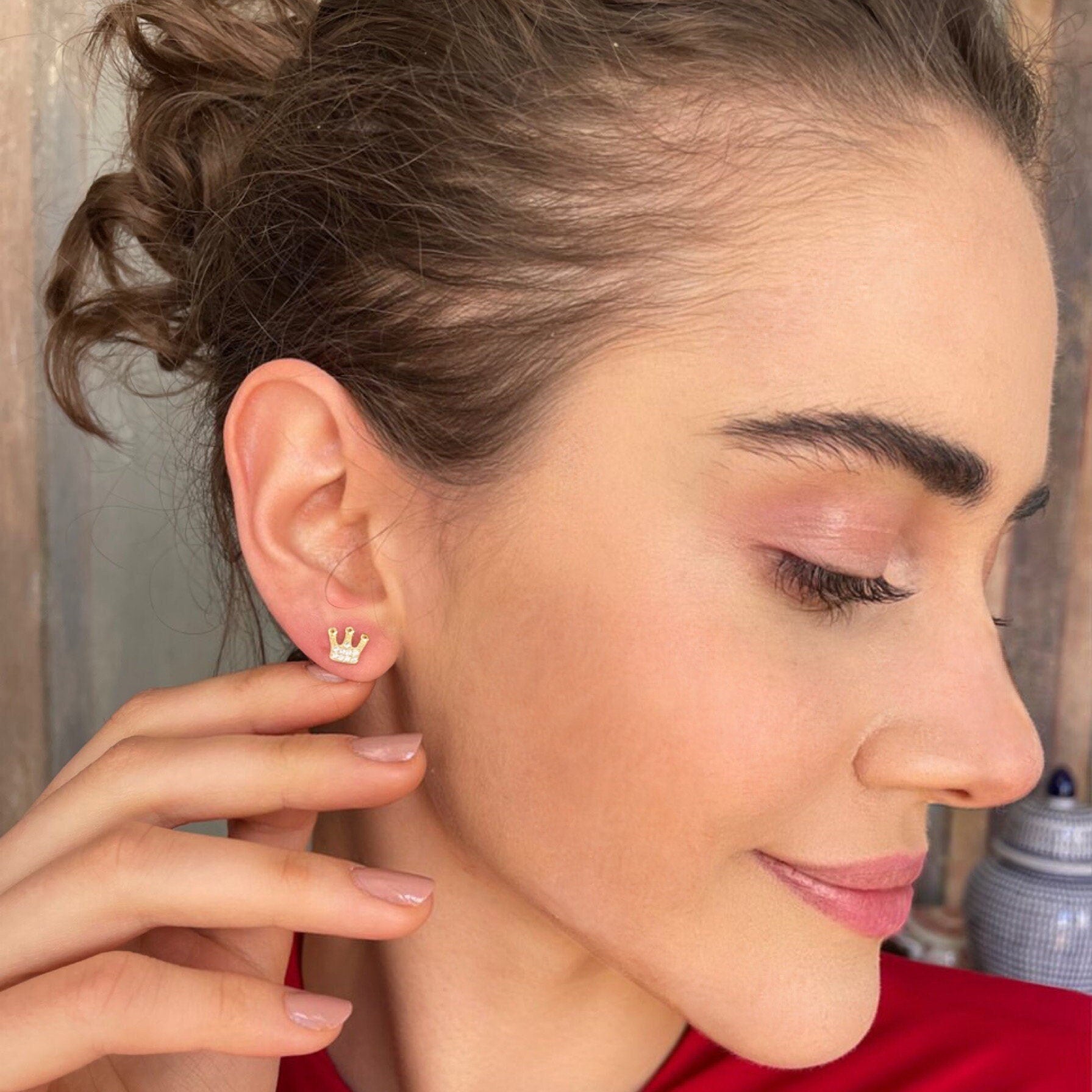 Elegant CZ Crown Stud Earrings - Sterling Silver