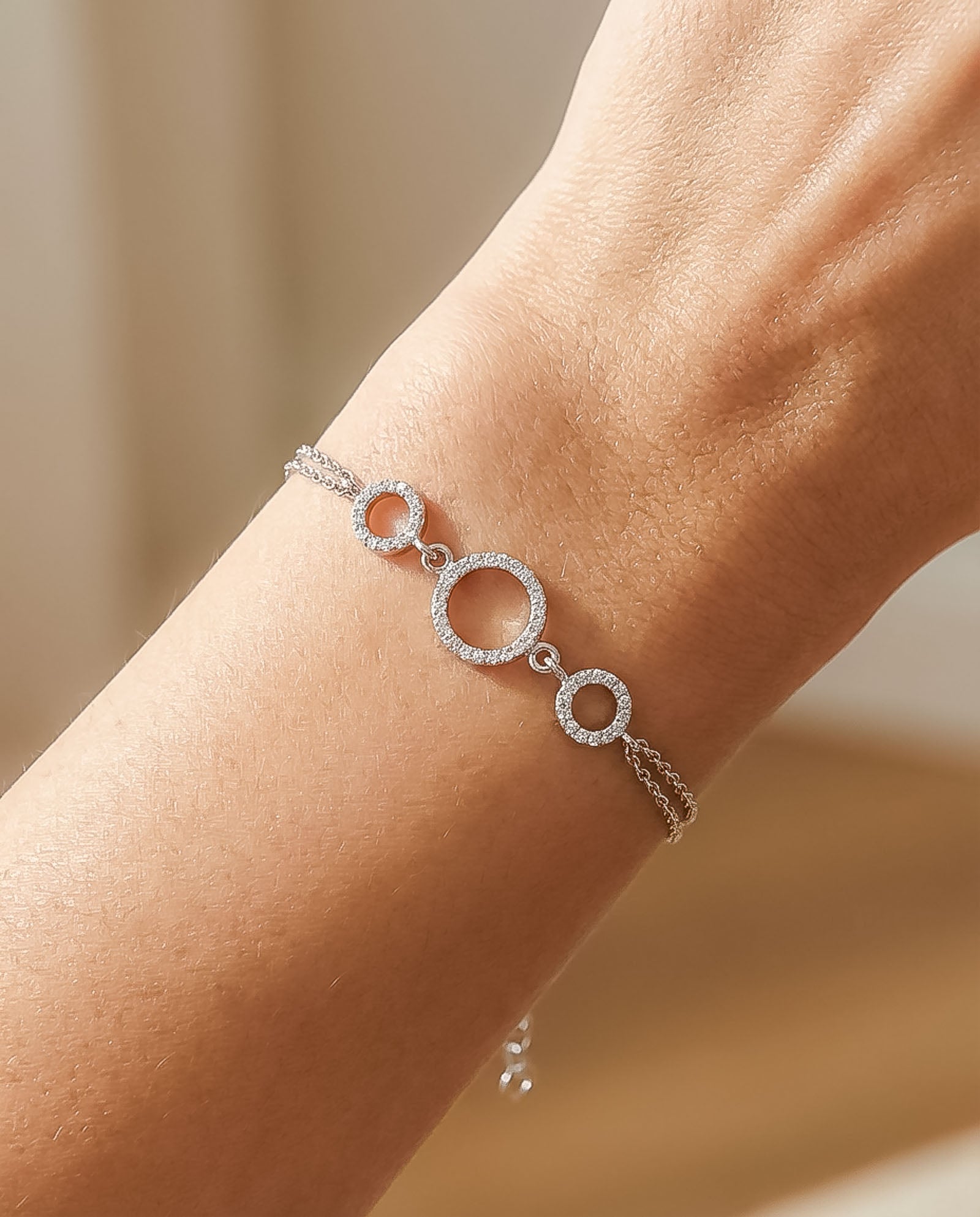 Circle Chain Silver Bracelet