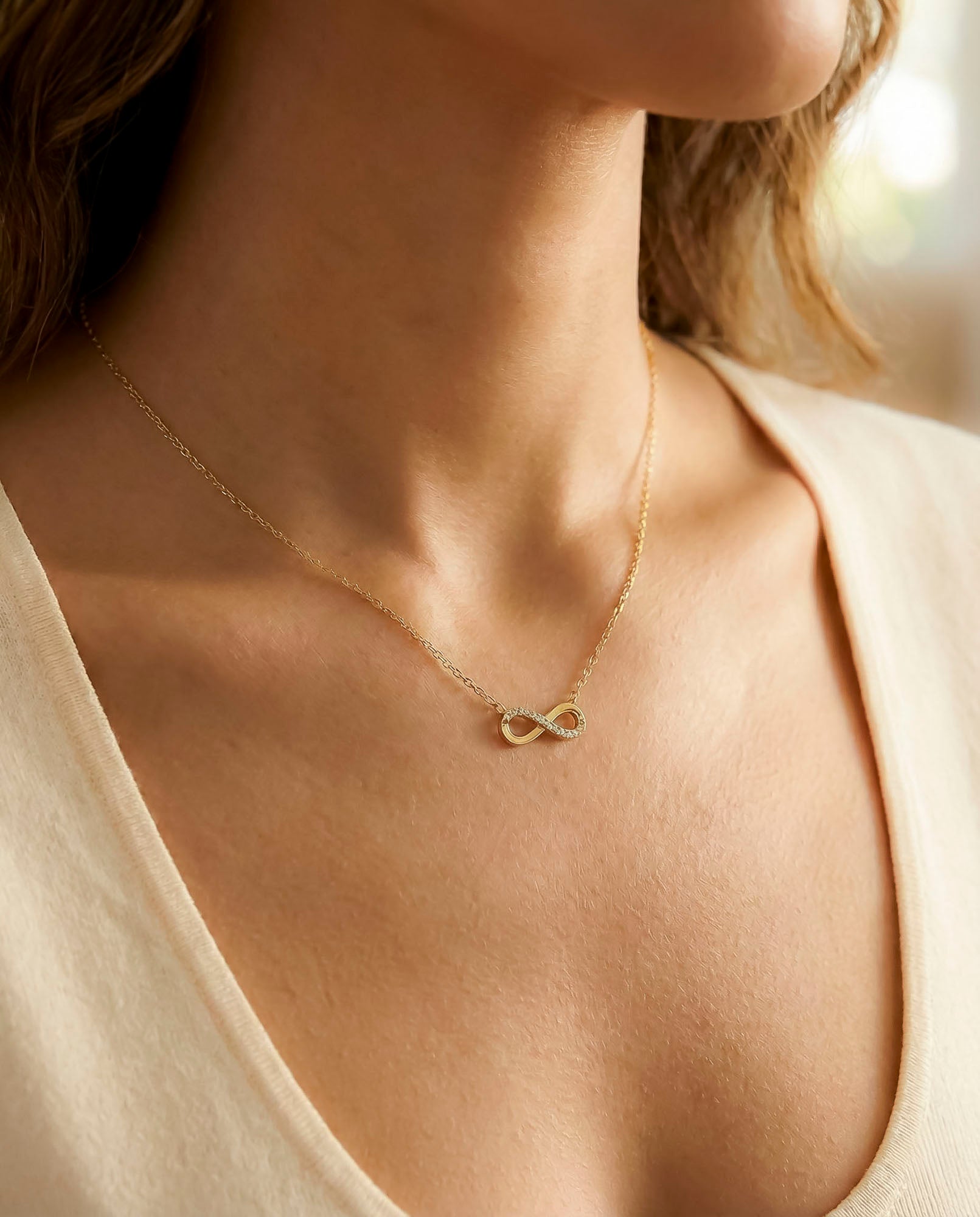 Elegant Infinity Necklace